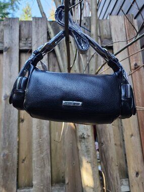 *NWT* Madden Girl Convertible Black cross body medium purse